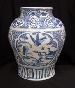 Potiche guan à décor de canards